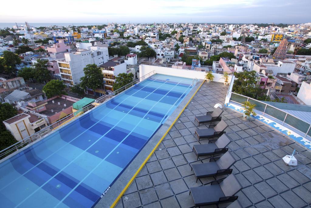 Hotel Atithi Пондичерри Экстерьер фото