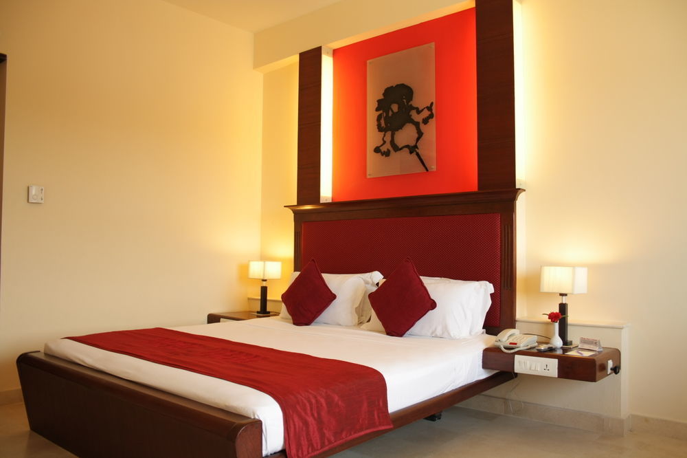 Hotel Atithi Пондичерри Экстерьер фото
