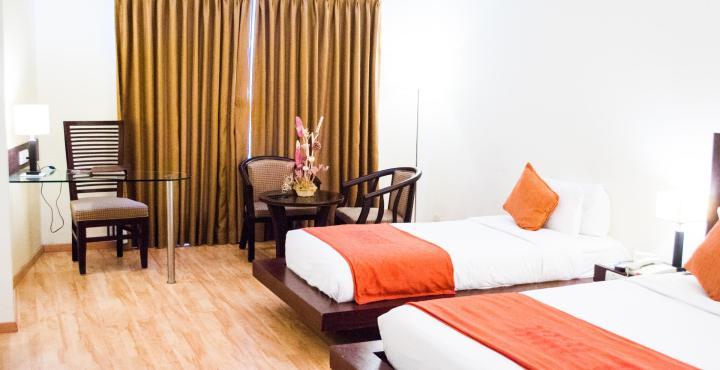 Hotel Atithi Пондичерри Экстерьер фото