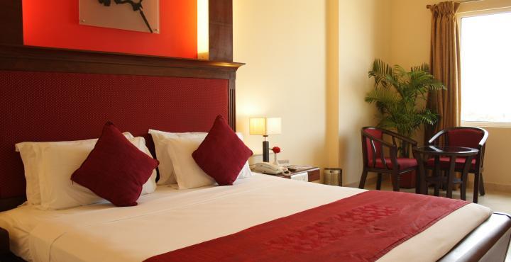 Hotel Atithi Пондичерри Экстерьер фото